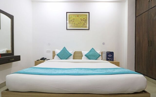 Hotels Petals Inn
