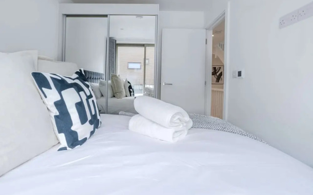 The Hidden Suite - 4BR Townhome Roof Top