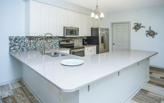 The Crescent 111 - 1638157