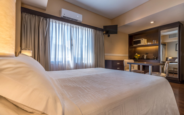Up Viamonte Hotel
