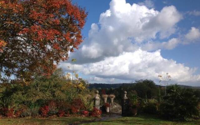 Chateau De Lamothe