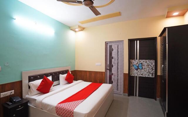 Qlark White Palace by OYO Rooms