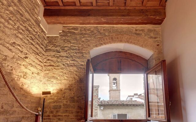 Ponte Vecchio Suite by Home Sharing