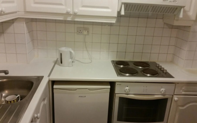 Jervis Place Apartment
