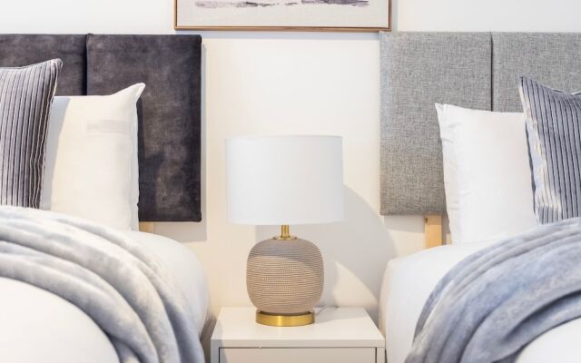 Stylish Block Of Apartments By AV Stays Croydon