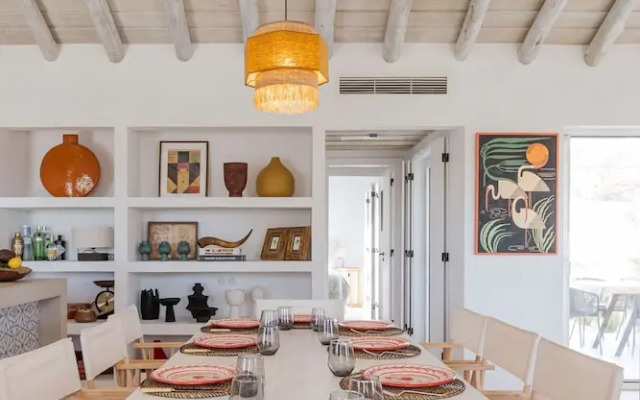 Wooden Villa By Cadenzalux