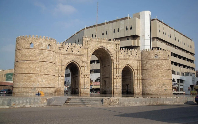 Arjan Suites HOTEL