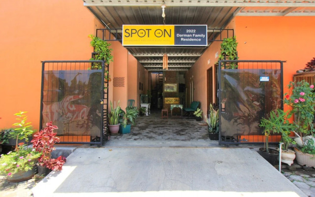 Darman Family Residence by OYO Rooms