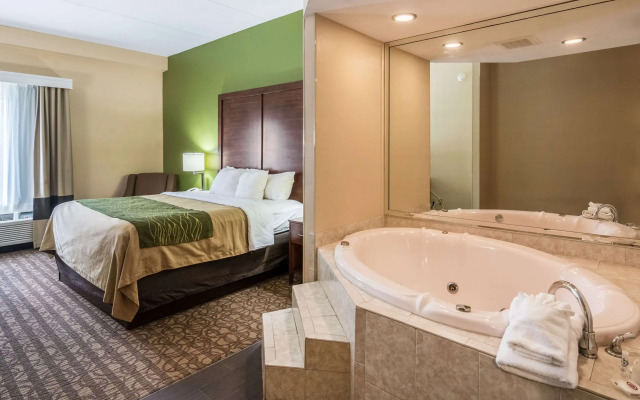 Comfort Inn & Suites Panama City North