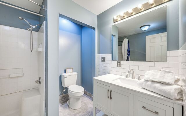 Milledgeville Home w/ Game Room & Private Dock!