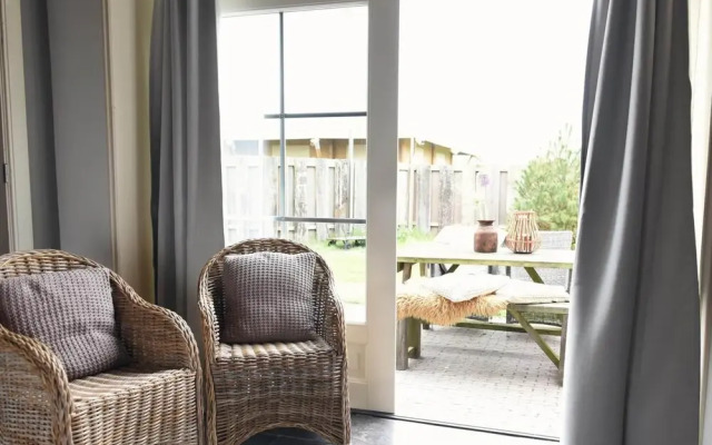 Beautiful Apartment With Garden