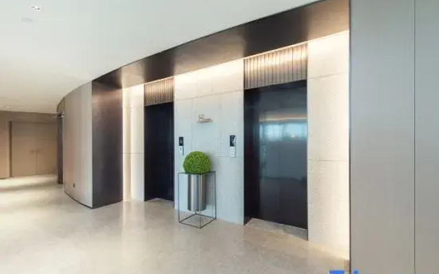 JI Hotel (Ordos Zoo Civic Center)