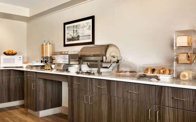 Travelodge Suites by Wyndham New Glasgow