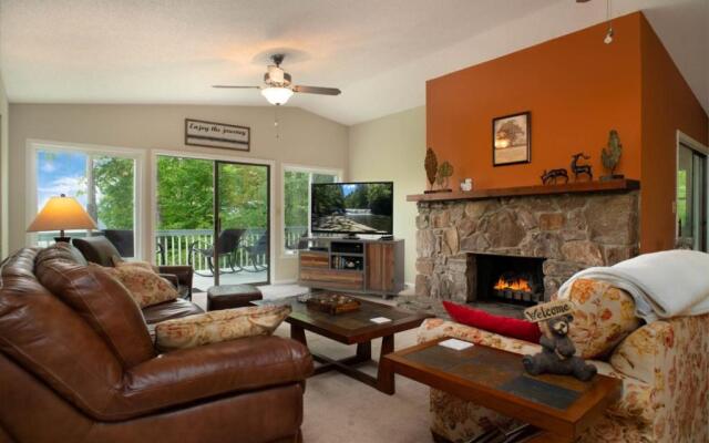 Journey House With Views