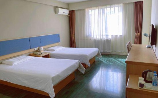 Home Inn (Xi'an Hi-tech Zone Keji 2nd Road Xi`an University North Gate) – Guest Rooms – Xi'an
