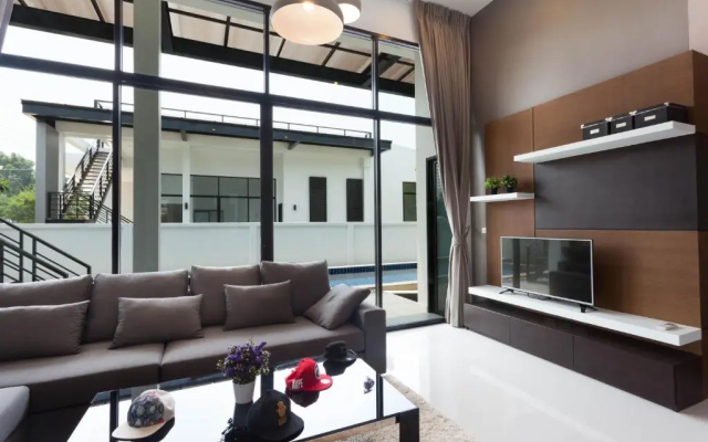 WE by Sirin Pool Villa Huahin