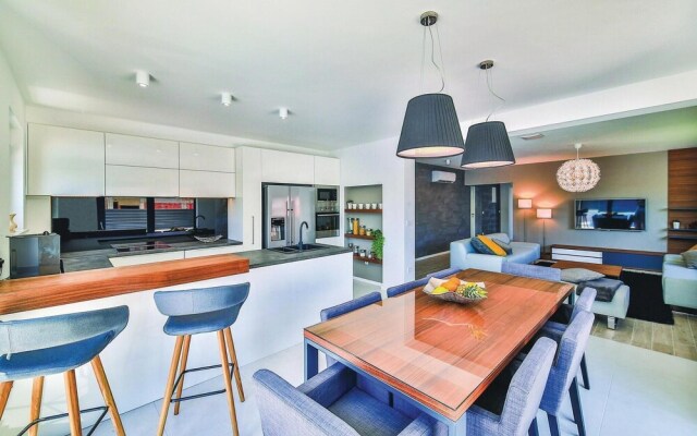 Amazing Home in Kastel Novi With Wifi and 8 Bedrooms