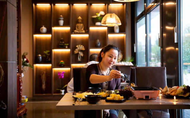 Lifestyle Hotel