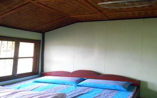 Cheng Backpacker Hostel Boun Ngin