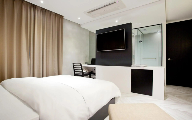 Forestar Hotel