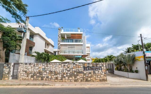 Beachcove Apt 9 in Pereybere