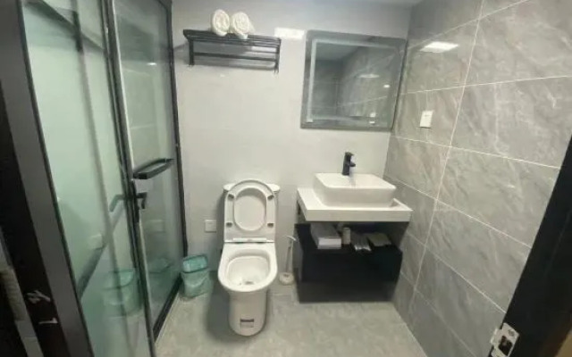 Zizaiju Serviced Apartment (Greenland Peak Shanghui Branch)