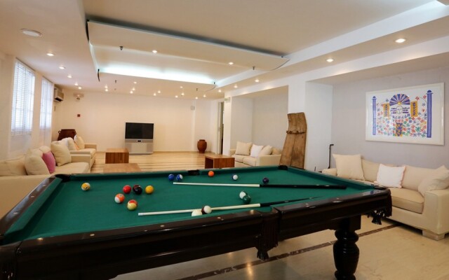 Aphrodite Beach Resort Hotel