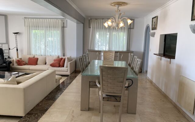 Casa Marbella 6 Habitaciones CLAV