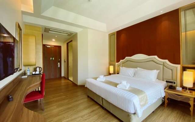 Grand Lord Hotel& Residence