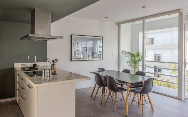 w 2BR Apartment With Balcony Near Larcomar