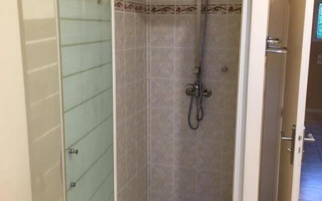 Villa plein pied rez-de-chaussée+1 avec dépendance