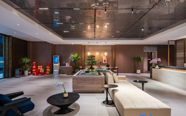 Yangzhou Slender West Lake Garden Hotel