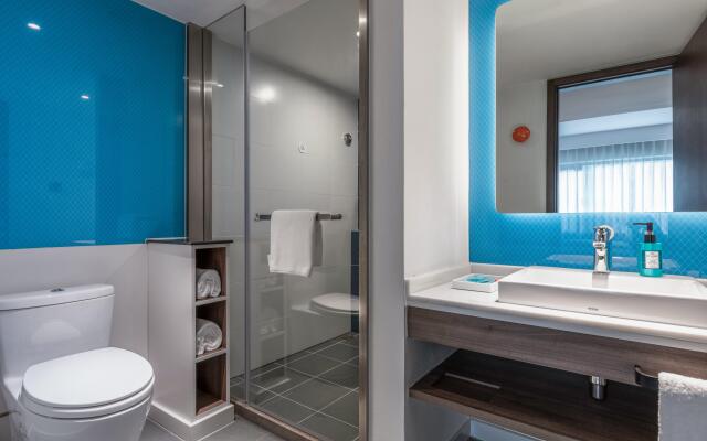 Holiday Inn Express Ningbo City Center by IHG