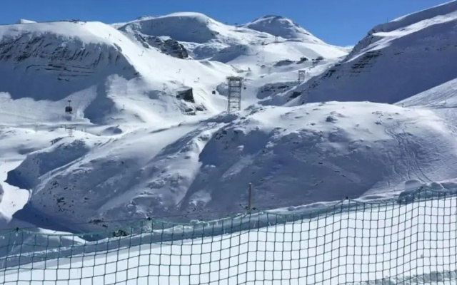 Bright Escape Near Ski Resort
