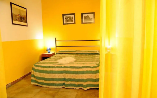 Terrasini 2000 Case Vacanza