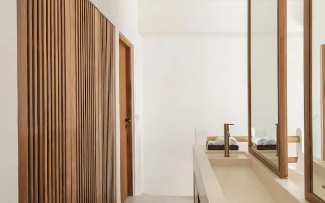 Villa Eraya by Alfred in Bali