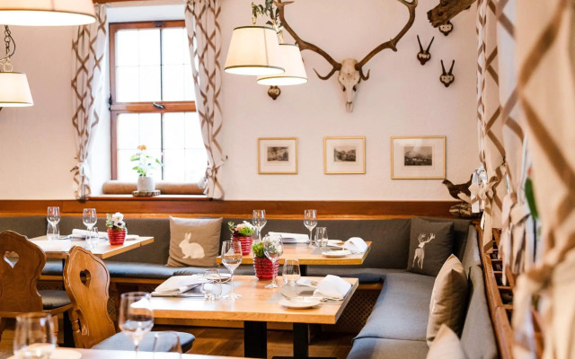 Wald & Schlosshotel Friedrichsruhe