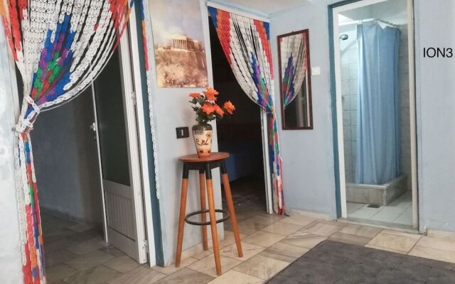 Giannis Apartments