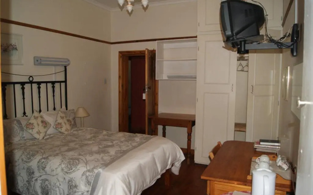 The Planes Guest House
