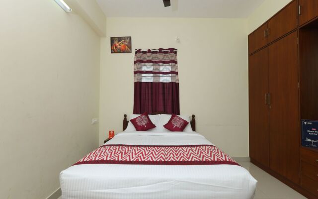 OYO 15701 River View Residency