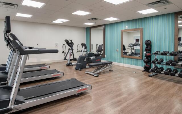 Holiday Inn Express & Suites Racine by IHG