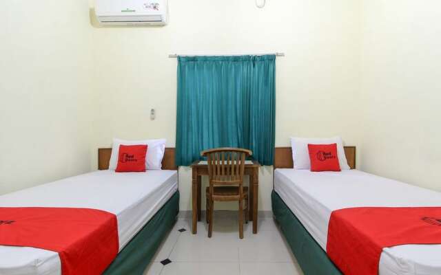 Reddoorz near Rumah Sakit Condong Catur