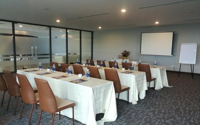Vias Hotel Vung Tau - Transportation Included
