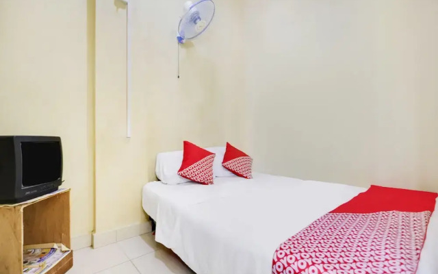 SPOT ON 91968 Penginapan Saweri GadingNearKlub Golf Ria Bintan