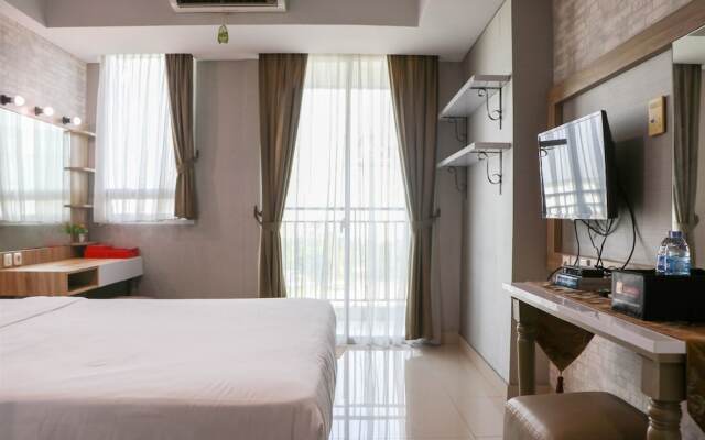 Comfy And Nice Studio Apartment At Springhill Terrace Residence