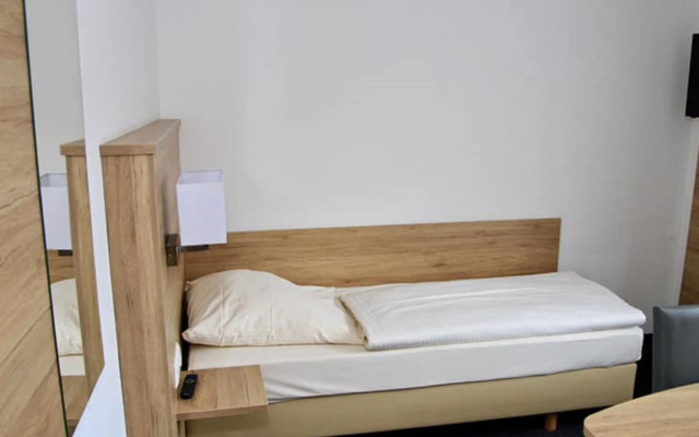 LILTON Hotel Zuffenhausen