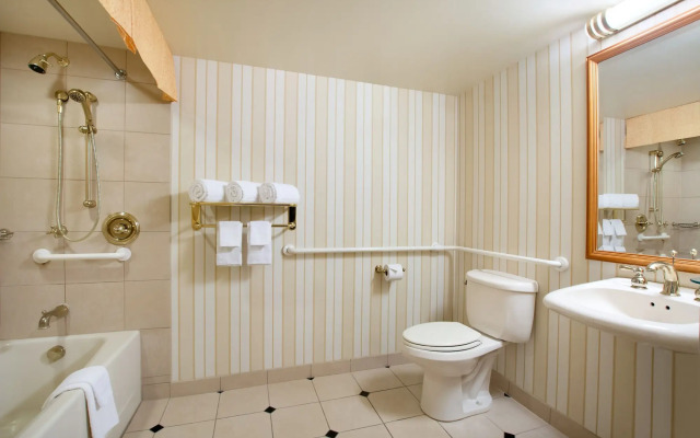 Harrah's Joliet Casino & Hotel - A Caesars Rewards Destination