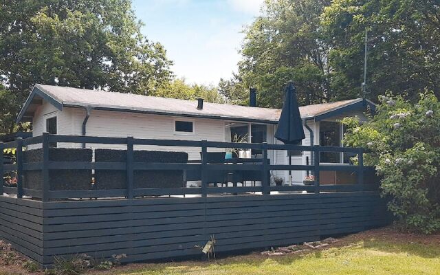 5 Person Holiday Home in Grenaa