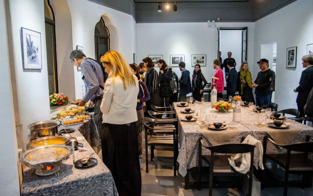 Artist and Old Villa 1927