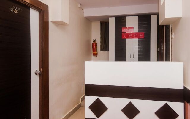 OYO 22039 Hotel Bkc Grand